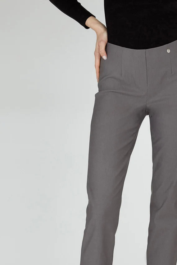 The Marie Trouser in Almond