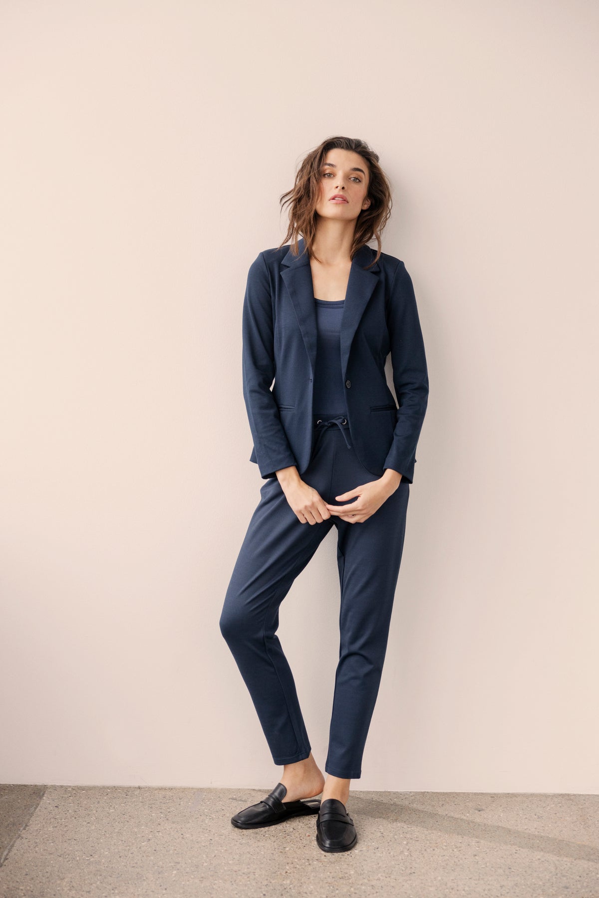 The Luna Pant in Navy