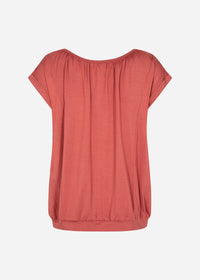 The Kimmie Tee in Dusty Red