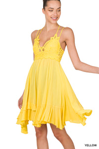 The Jolie Lace Dress in Yellow