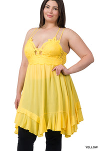 The Jolie Lace Dress in Yellow