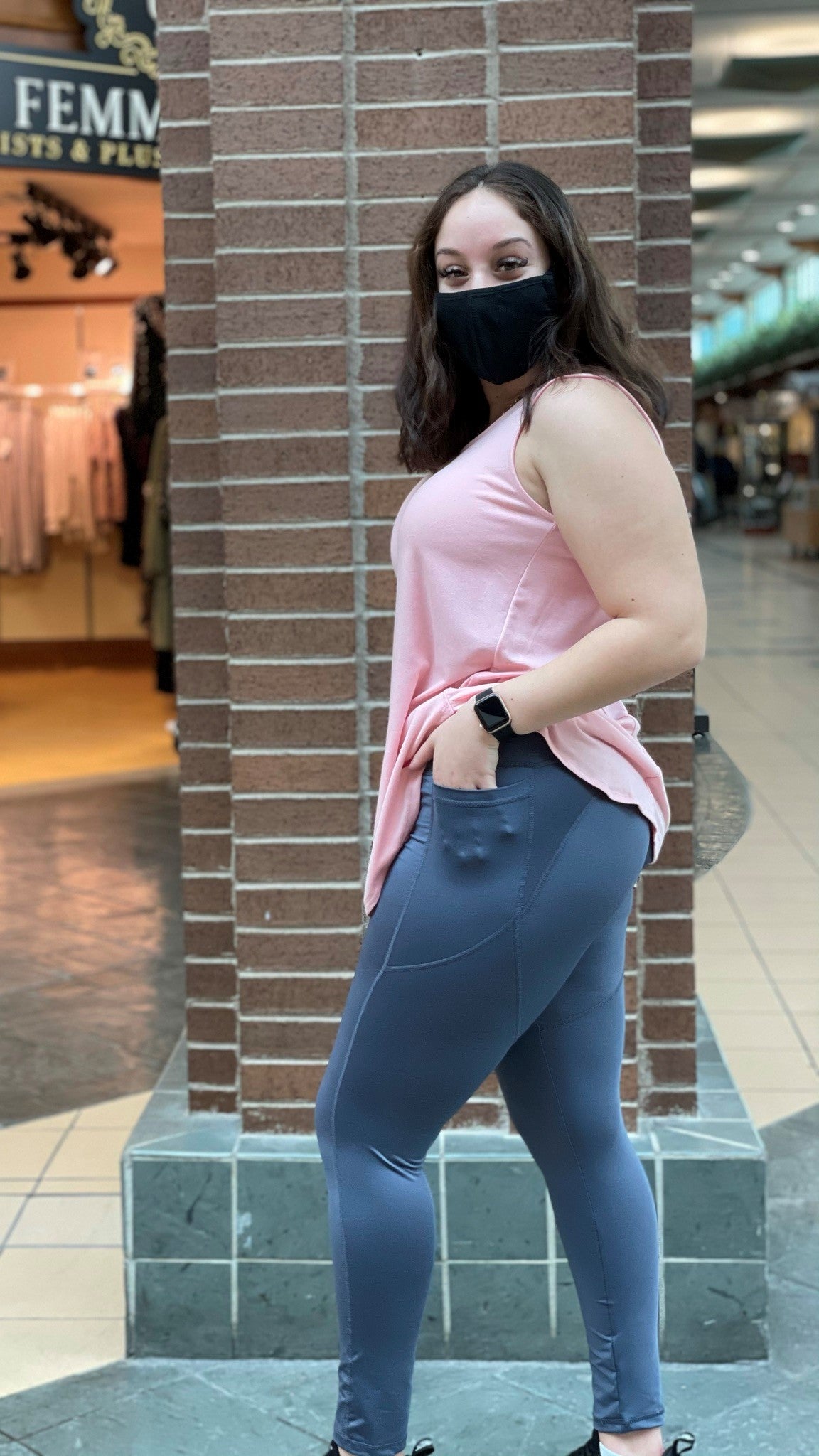 Active wear, blue pants, spandex, pockets, squat proof, small size, medium size, large size. plus size, ships Canada, shipping USA, Canadian owned